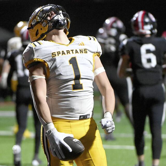 2nd-half surge leads Montour to pivotal Parkway victory over Aliquippa