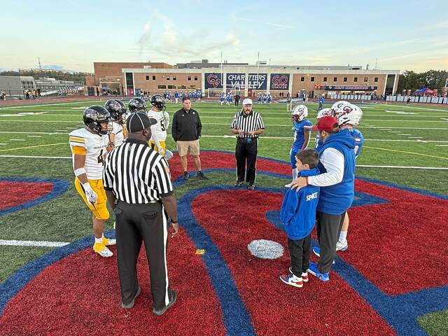 Led by Tyler Eber, Thomas Jefferson grounds and pounds Chartiers Valley to secure playoff spot