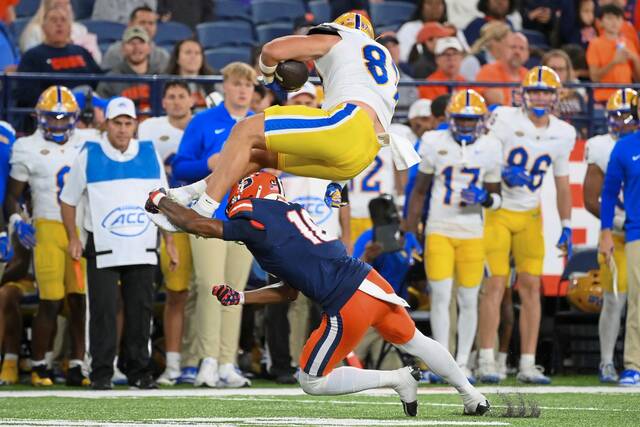8964831_web1_2025-10-19T012930Z_955310185_MT1USATODAY27364790_RTRMADP_3_NCAA-FOOTBALL-PITTSBURGH-AT-SYRACUSE