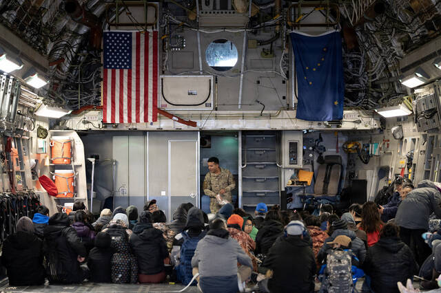 8967096_web1_2025-10-17T052551Z_1898818675_RC2PCHABVTX6_RTRMADP_3_USA-WEATHER-ALASKA-EVACUATION