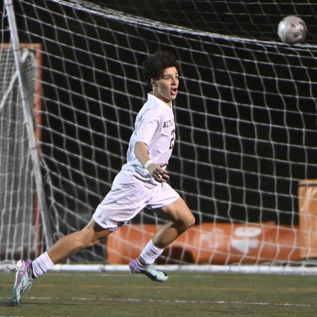 Bethel Park savors 3rd straight section title, wants more