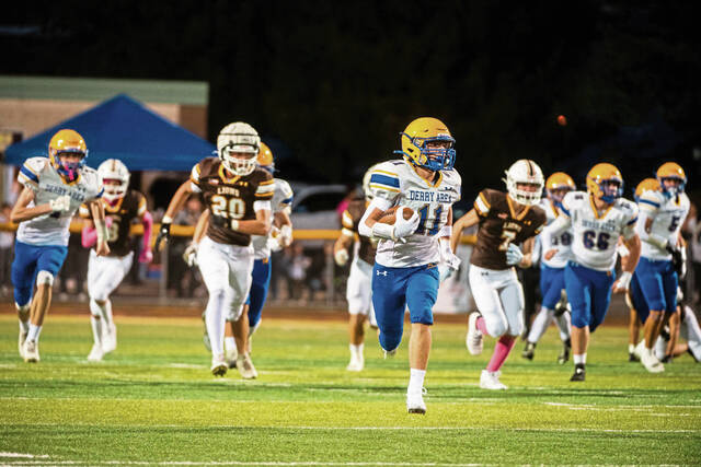 Westmoreland County high school football notebook: Playoff berths on the line in Week 9