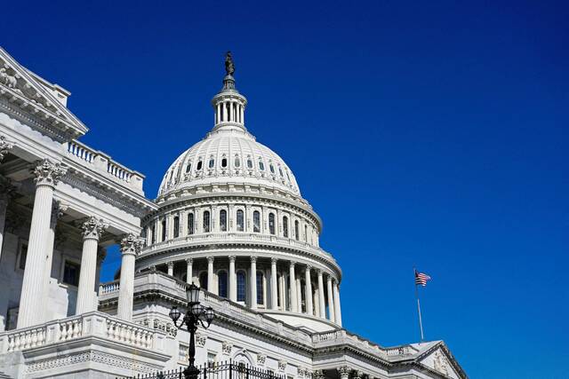 8973359_web1_2025-10-07T195345Z_3_LYNXNPEL960TM_RTROPTP_4_USA-CONGRESS-SHUTDOWN