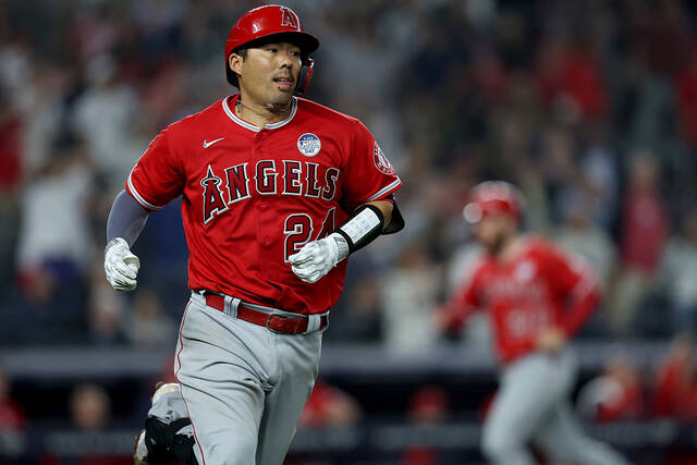 8974141_web1_2025-10-21T174511Z_1761068711_MTZCGELALHTBB4O_RTRFIPP_4_BASEBALL-MLB-NYY-LAA
