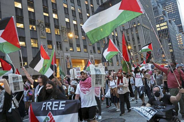8975152_web1_2025-10-22T100606Z_1_LYNXMPEL9L0FW_RTROPTP_4_ISRAEL-PALESTINIANS-USA-PROTEST