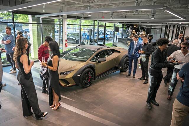 8975422_web1_2025-10-21T215135Z_285803495_MT1USDAYNETNP83270362007_FRTPIP_4_USA-TODAY-NETWORK