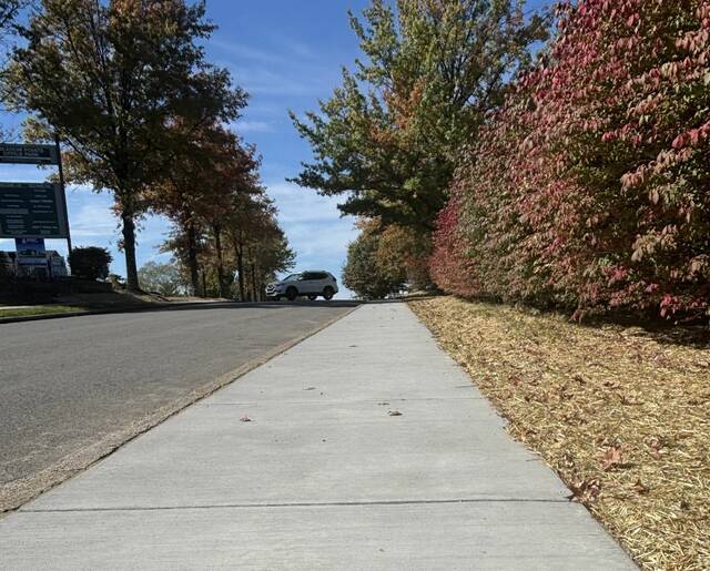 8975919_web1_naj-SidewalkSquare-103025 8975919_web1_naj-SidewalkSquare-103025