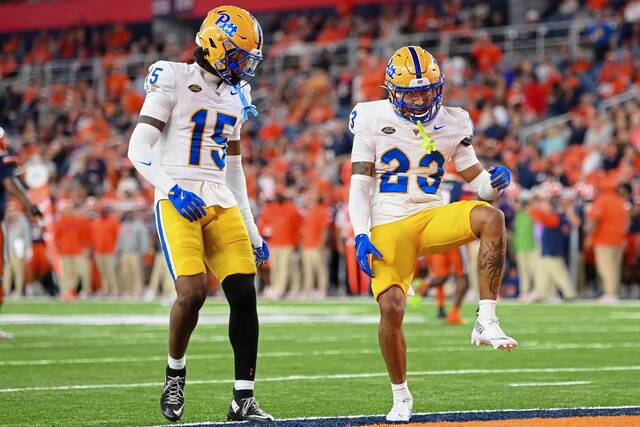 8976315_web1_gtr-PittFB2-102325