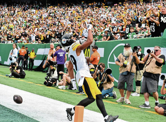 8978072_web1_ptr-Steelers08-090825