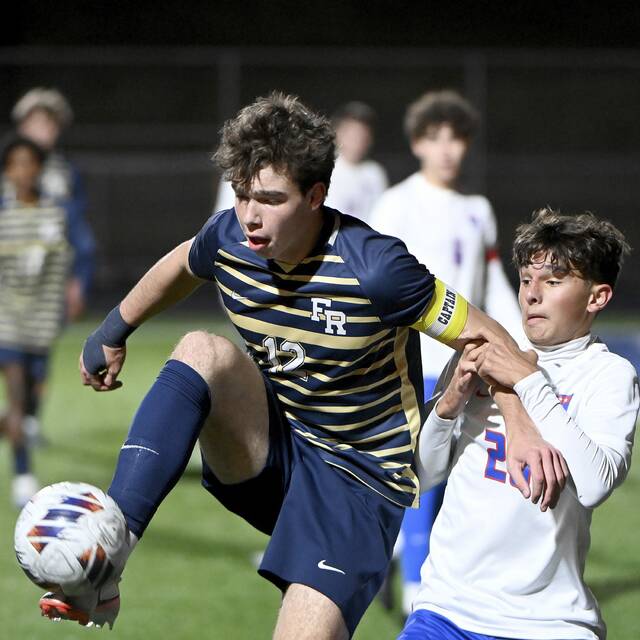 Franklin Regional shows comeback ability ahead of semifinal matchup