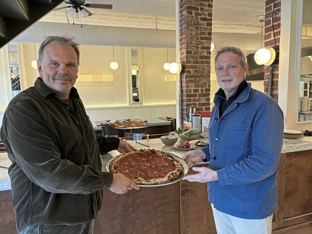 8979254_web1_ptr-frankandfrank-5