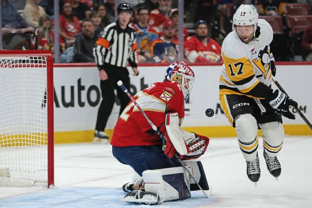 8980949_web1_2025-10-23T235738Z_858189868_MT1USATODAY27400301_RTRMADP_3_NHL-PITTSBURGH-PENGUINS-AT-FLORIDA-PANTHERS