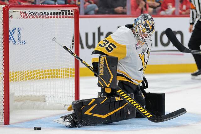 8980949_web1_2025-10-24T010240Z_2130337648_MT1USATODAY27400855_RTRMADP_3_NHL-PITTSBURGH-PENGUINS-AT-FLORIDA-PANTHERS