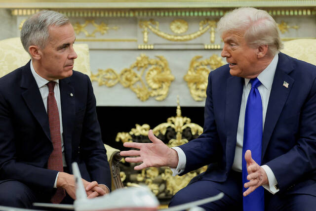 8983413_web1_2025-10-24T025612Z_1_LYNXMPEL9N03D_RTROPTP_4_USA-TRUMP-CANADA