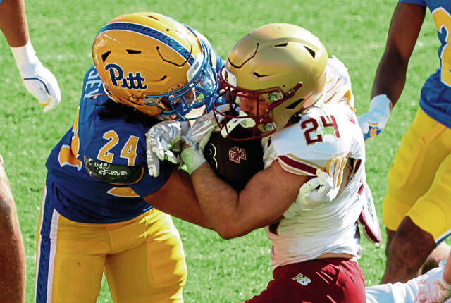 8984643_web1_gtr-Pitt2-100625