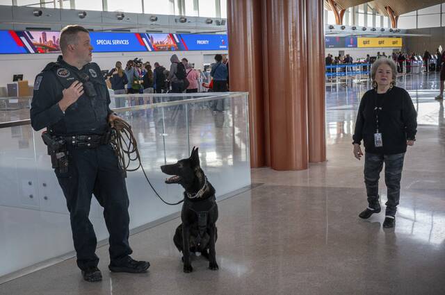 8987111_web1_PTR-AIRPORTTRIAL18-10262025