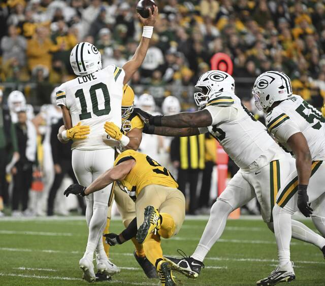 8989308_web1_ptr-Steelers07-102725 8989308_web1_ptr-Steelers07-102725