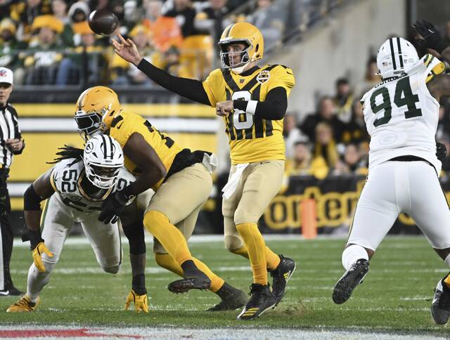 8989308_web1_ptr-Steelers08-102725 8989308_web1_ptr-Steelers08-102725