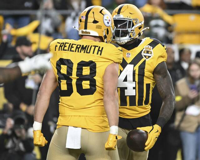 8989308_web1_ptr-Steelers09-102725 8989308_web1_ptr-Steelers09-102725