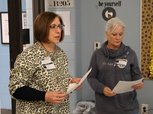 8989946_web1_7-DarleneCindy