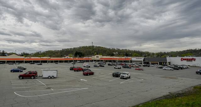 8991707_web1_VND-HillcrestPlaza1-042424 8991707_web1_VND-HillcrestPlaza1-042424