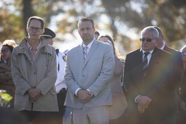 8995256_web1_PTR-bella9-102925