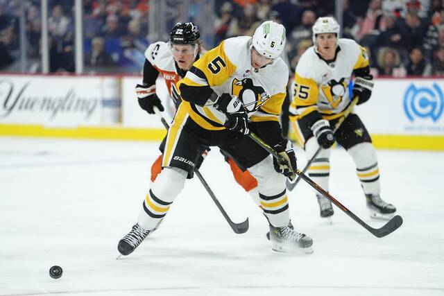 8995708_web1_2025-10-28T225919Z_1001163259_MT1USATODAY27439941_RTRMADP_3_NHL-PITTSBURGH-PENGUINS-AT-PHILADELPHIA-FLYERS
