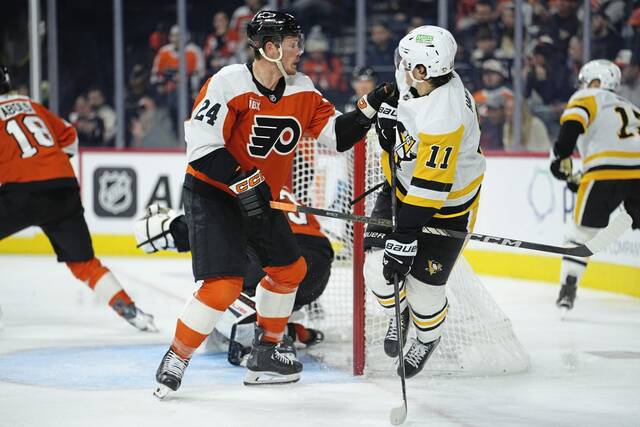 8995708_web1_2025-10-28T234915Z_1995190163_MT1USATODAY27440187_RTRMADP_3_NHL-PITTSBURGH-PENGUINS-AT-PHILADELPHIA-FLYERS