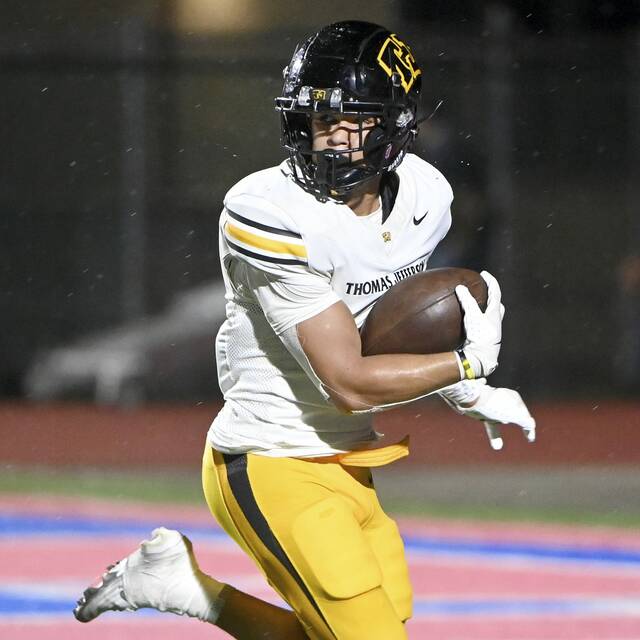 Trib 10: 1st round of playoffs features 1 matchup of power-ranked teams