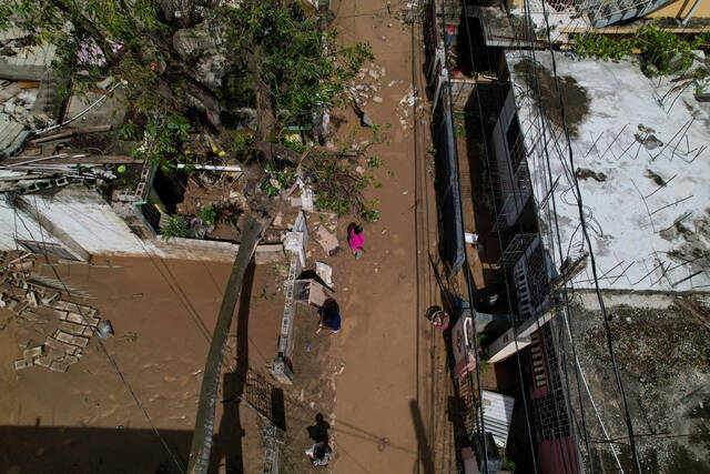 9000442_web1_2025-10-29T223836Z_562213117_RC2MLHADPCMM_RTRMADP_3_STORM-MELISSA