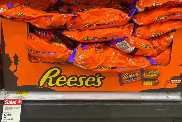 9001958_web1_2025-10-30T101845Z_3_LYNXMPEL9T0I9_RTROPTP_4_HERSHEY-HALLOWEEN