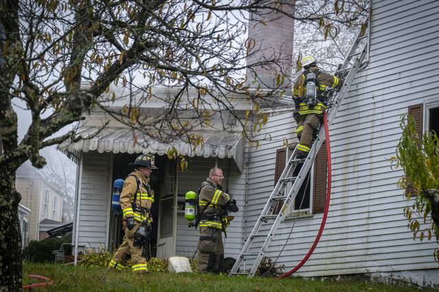 9002995_web1_grt-IrwinFire2