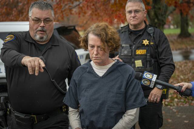 9003105_web1_gtr-steelhearing5