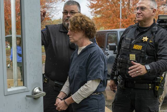 9003105_web1_gtr-steelhearing7