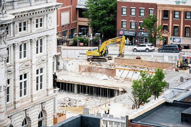 9003142_web1_gtr-courthouseparking-073022