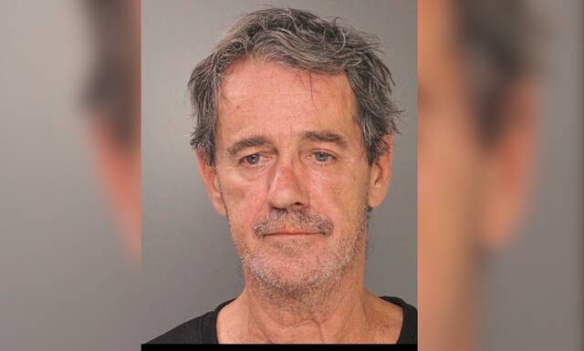 9003167_web1_gtr-FriendWW-103025 9003167_web1_gtr-FriendWW-103025