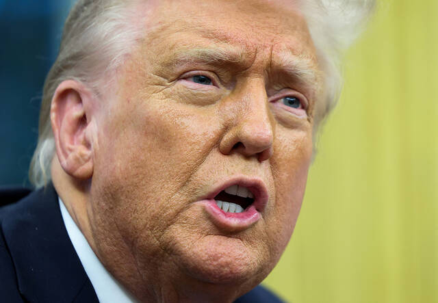 9007312_web1_2025-10-31T204711Z_2_LYNXMPEL9U127_RTROPTP_4_USA-TRUMP