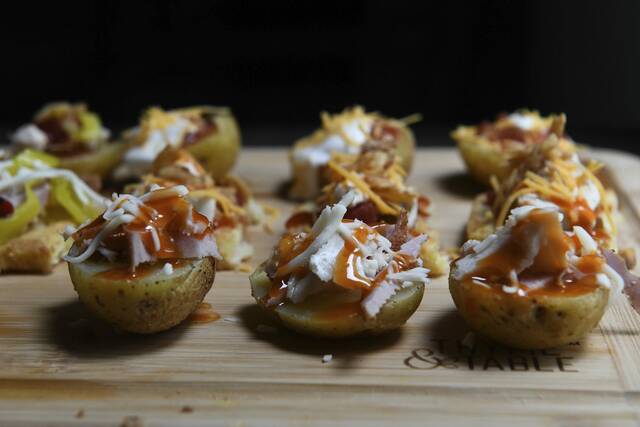 7902121_web1_gtr-potatobar002-110324