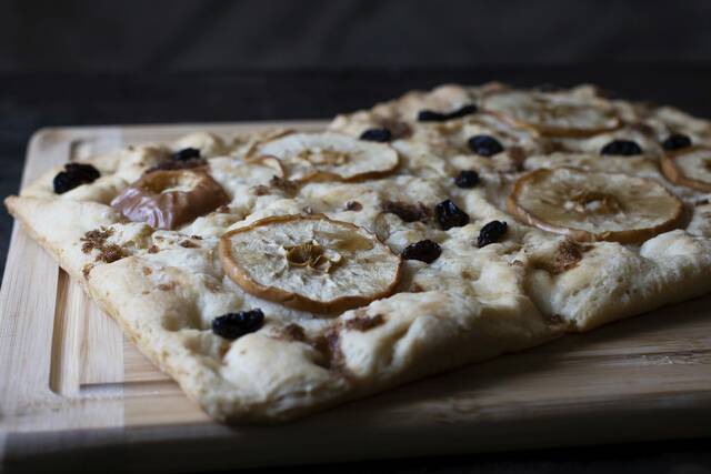 7929164_web1_gtr-ThanksSides002