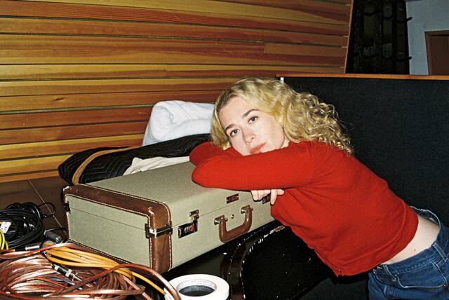 8074231_web1_ptr-Blondshell-112125