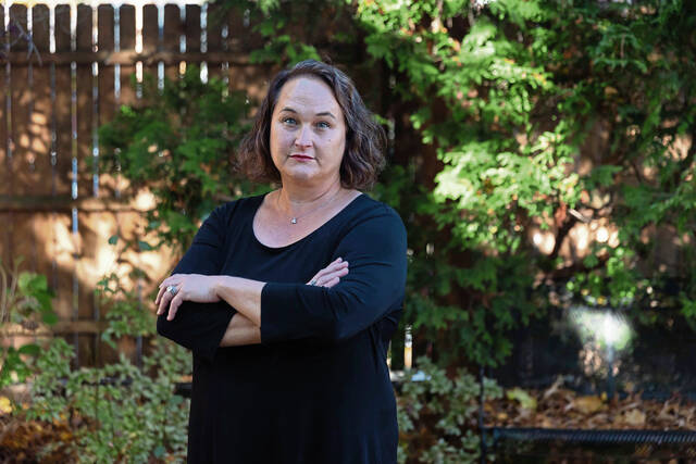 8896424_web1_ptr-Act111_007-110925