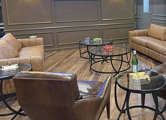 8956154_web1_her-BocceHouse-10