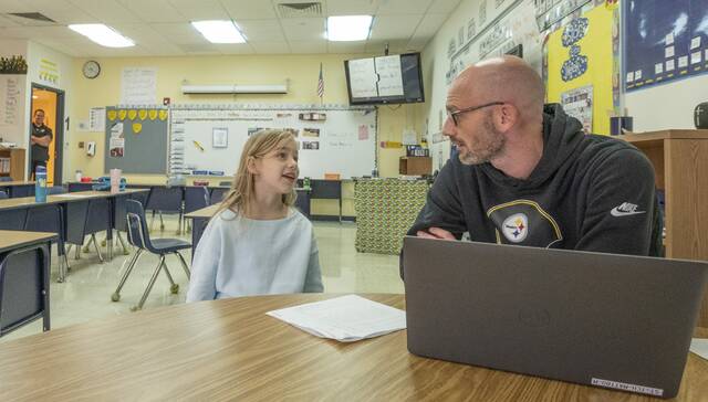 8959297_web1_gtr-SpendingScores103-102625