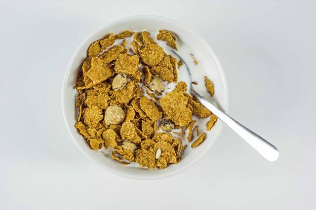 8971887_web1_web-cereal-bowl-01-file