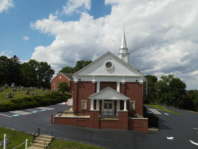 8972326_web1_current-hebron-church