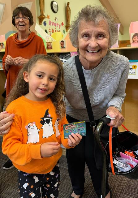 8982407_web1_naj-ReverseTreat1-112025