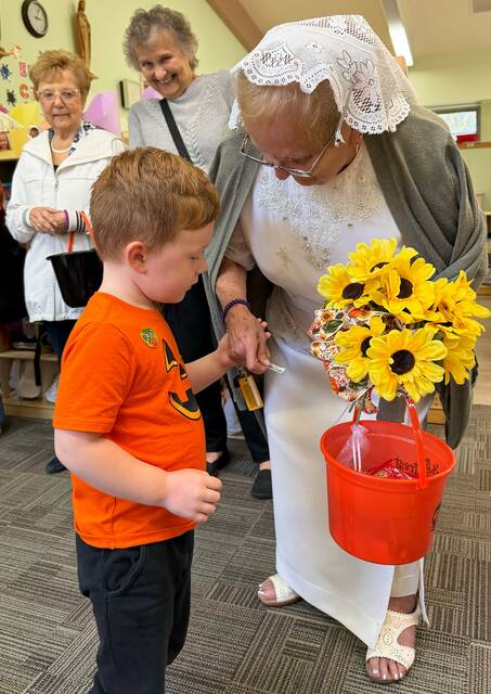 8982407_web1_naj-ReverseTreat3-112025