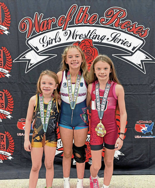 8990692_web1_sew-youthwrestling-110625