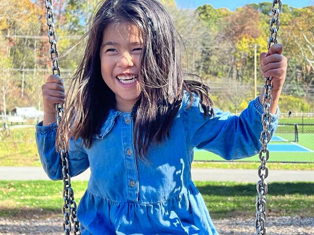 8995272_web1_her-lo-swing-110625