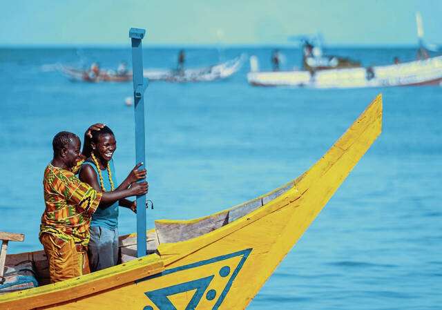 8997875_web1_sew-trffatthelindsay1